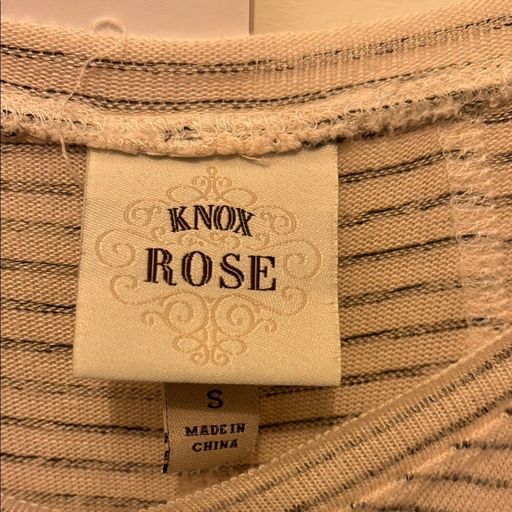 Knox Rose Brown Bell Sleeve Lightweight Top - Picture 2 of 3